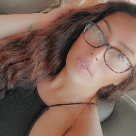 Meet your Posher, Sammi - Picture 1 of 1